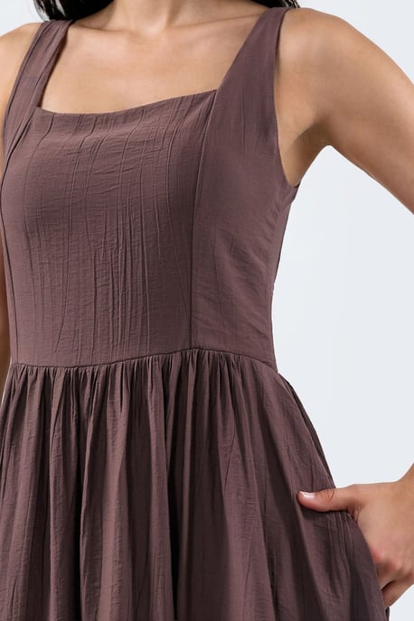 Solid Midi Dress with Square Collar - Image 4