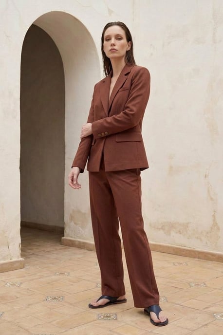 Women's regular-fit blazer jacket - Image 2
