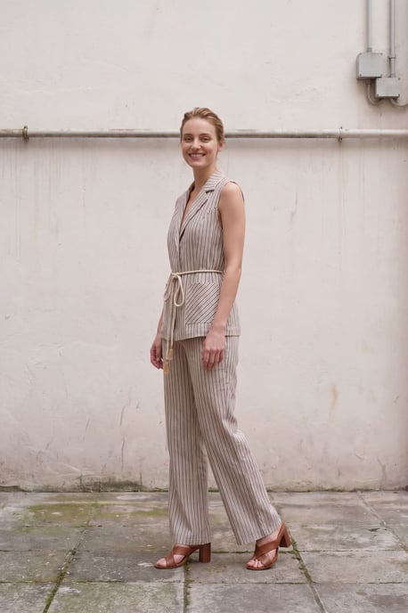 Gestreepte mouwloze top en wijde broek set - Image 3
