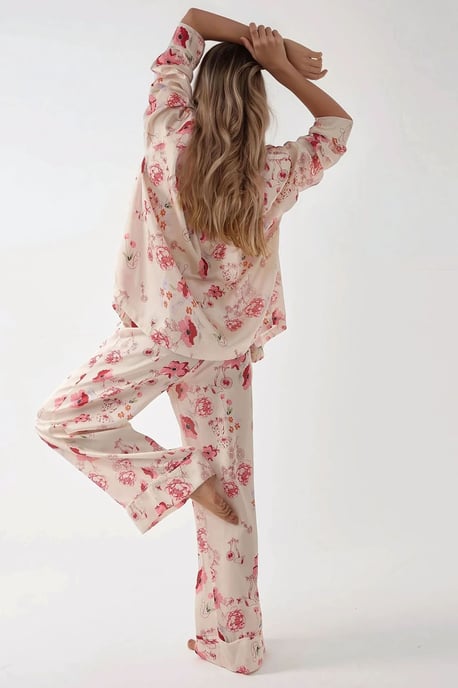 Tryckt satinpyjamasset med skjortkrage - Image 2