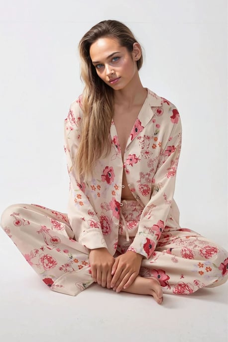 Tryckt satinpyjamasset med skjortkrage - Image 3