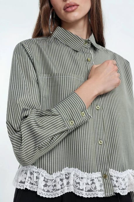 Gestreepte Crop Button-Up Shirt met Kraag - Image 4