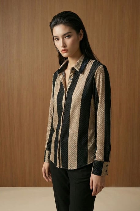 Gestreepte Fluwelen Weef Knopshirt - Image 3