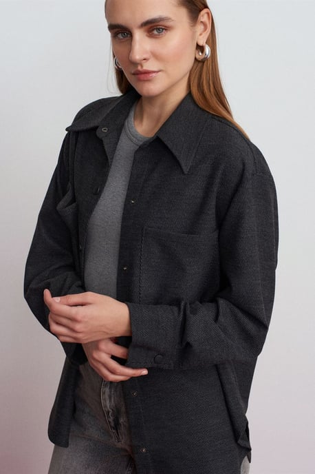 Oversized Long-Sleeve Knit Overshirt - Image 4
