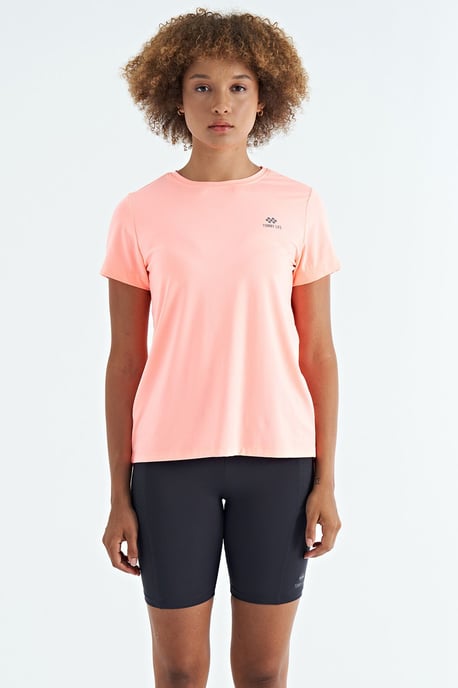 Women's relaxed crew neck T-shirt with side slits - Image 2