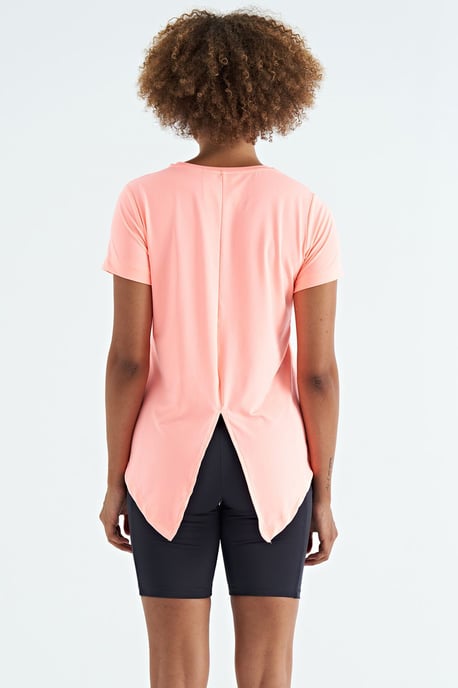 Women's relaxed crew neck T-shirt with side slits - Image 5