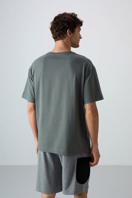 Oversized Cotton-Polyester Crew Neck T-Shirt - Image 5