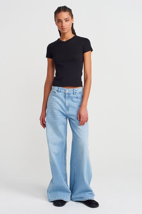 Slim Fit Katoenen V-hals T-Shirt - Image 4