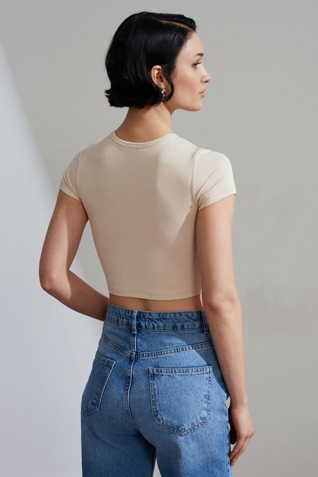Dames Crop Slim-Fit Crew Neck T-Shirt - Image 3