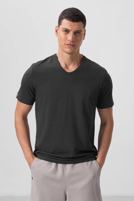 Men's V-Neck Short Sleeve T-Shirt - Image 4