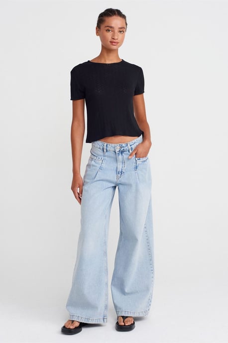Women's Ribbed Crop T-Shirt - Image 4