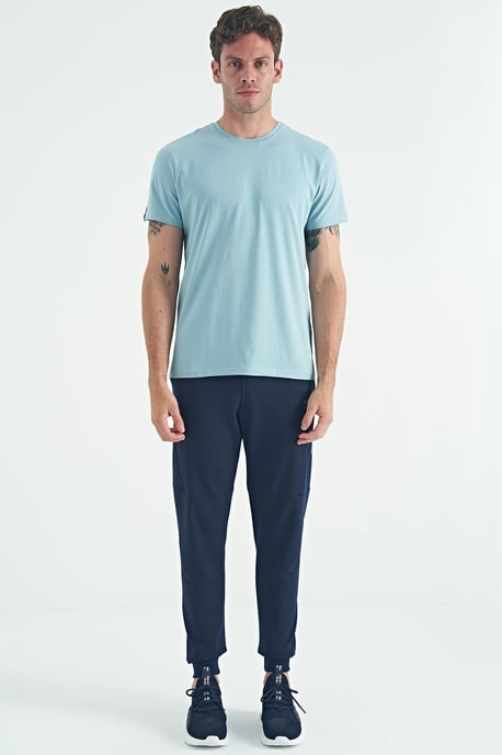 Men's Cotton Elastane Crew Neck T-Shirt - Image 2