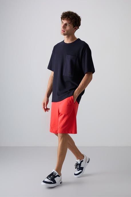 Överdimensionerad T-shirt med rund hals i bomullsblandning och ficka - Image 4
