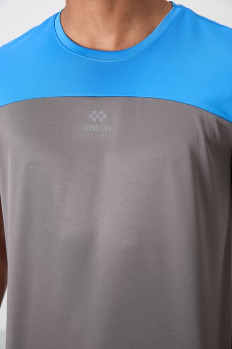 Men's Colour-Blocked Crew Neck T-Shirt - Image 3