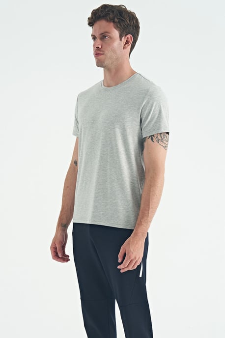 Men's Cotton Elastane Crew Neck T-Shirt - Image 2