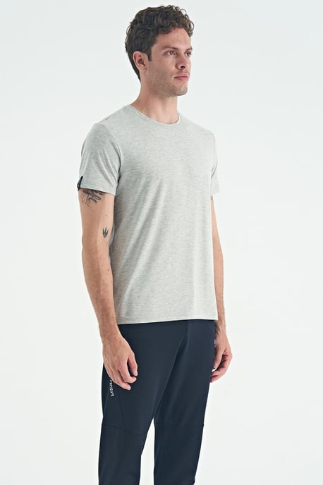 Men's Cotton Elastane Crew Neck T-Shirt - Image 4