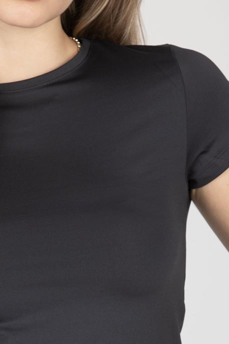 Crew Neck Basic T-shirt - Image 5