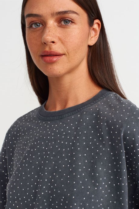 Överdimensionerad Kort Kottong T-shirt med Prickar - Image 4