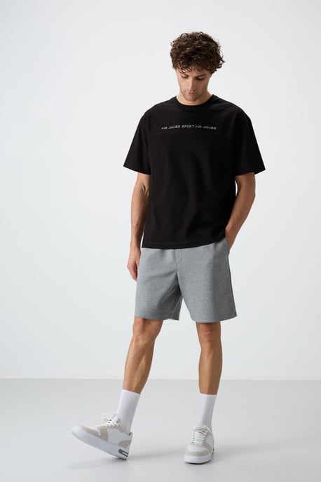 Överdimensionerad T-shirt med crewneck och tryck - Image 3