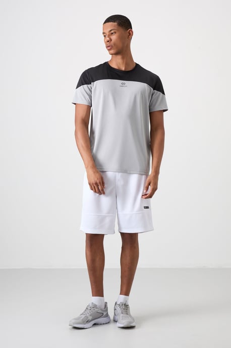 Men's Colour-Blocked Crew Neck T-Shirt - Image 2