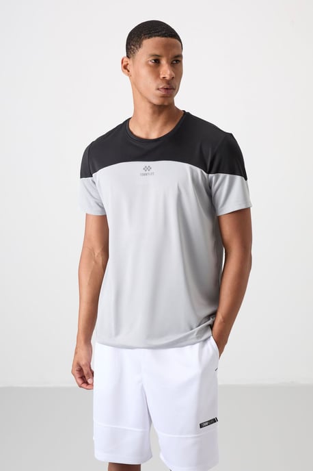 Men's Colour-Blocked Crew Neck T-Shirt - Image 4