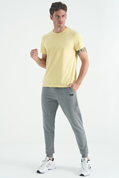 Men's Cotton Elastane Crew Neck T-Shirt - Image 4