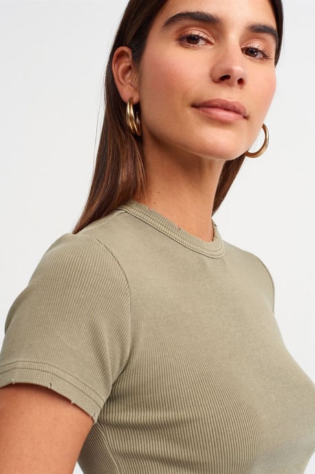 Damernas Slim Fit Croppad T-shirt - Image 4