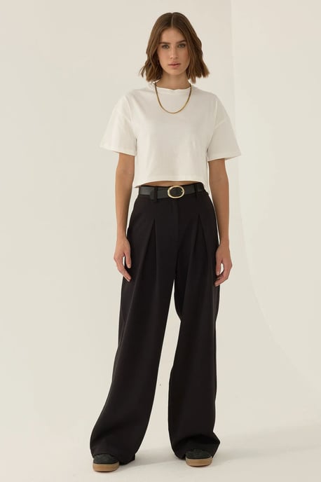 Basic Crew Neck Crop T-shirt - Image 3