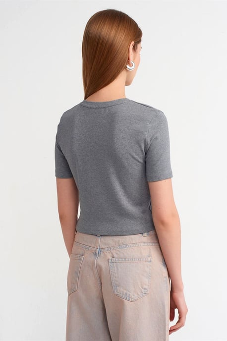 Damernas Slim Fit Croppad T-shirt - Image 2