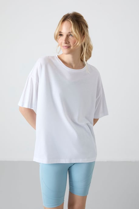 Oversized Katoen-Modal Crew Neck T-Shirt - Image 4