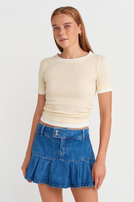 Women's Crop Slim-Fit Crew Neck T-Shirt - Image 1