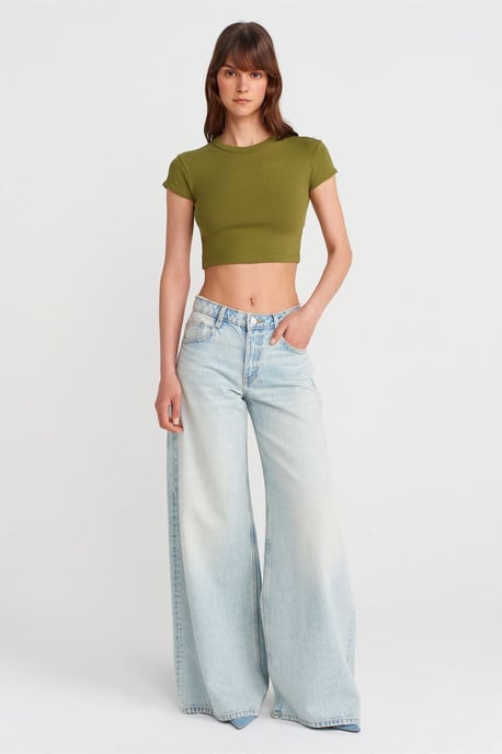 Dames Slim Fit Crop Crew Neck T-shirt - Image 4