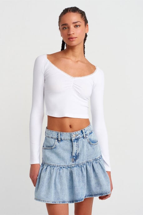 Kvinnors Ribbad Crop T-shirt - Image 3