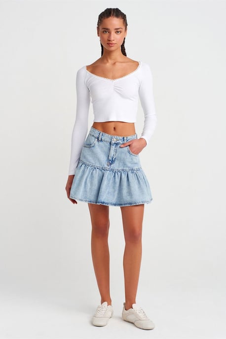 Kvinnors Ribbad Crop T-shirt - Image 4