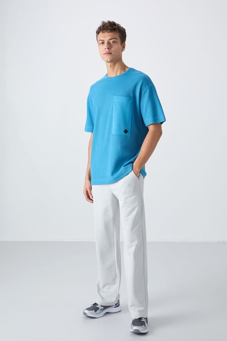 Oversized bomullsblandning crew-neck t-shirt med ficka - Image 2