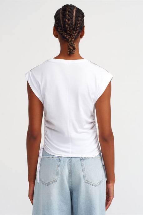 Dames Mouwloze Katoenen T-shirt met Crew Neck en Strikdetail - Image 2