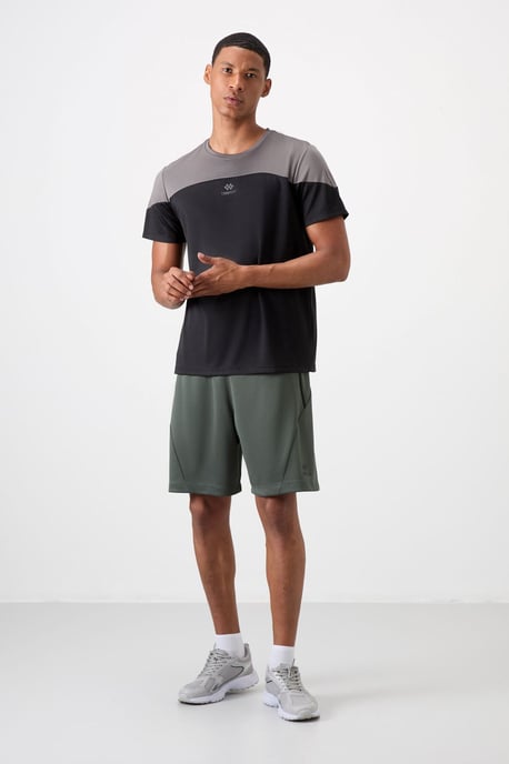 Men's Colour-Blocked Crew Neck T-Shirt - Image 2