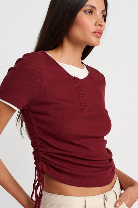 Dam T-Shirt i Bomull med Slim Fit och Rundad Halsringning - Image 3