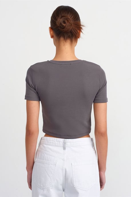 Dam Slim Fit Crop Crew Neck T-shirt - Image 2