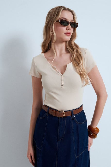 Women's Slim Fit Cotton U-Neck T-Shirt - Image 4