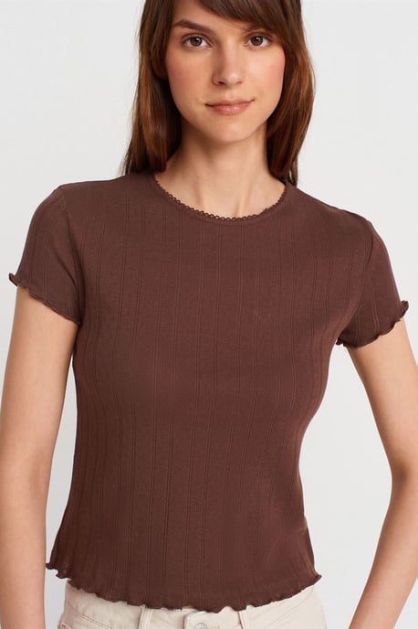 Kvinnors Slim Fit Bomulls T-shirt med Rundhals - Image 3