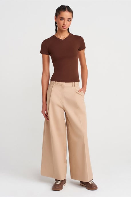 Slim Fit Katoenen V-hals T-shirt - Image 4