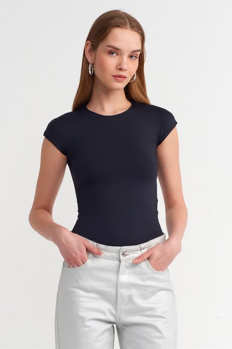 Dam Slim Fit Rundhalsad T-Shirt - Image 3