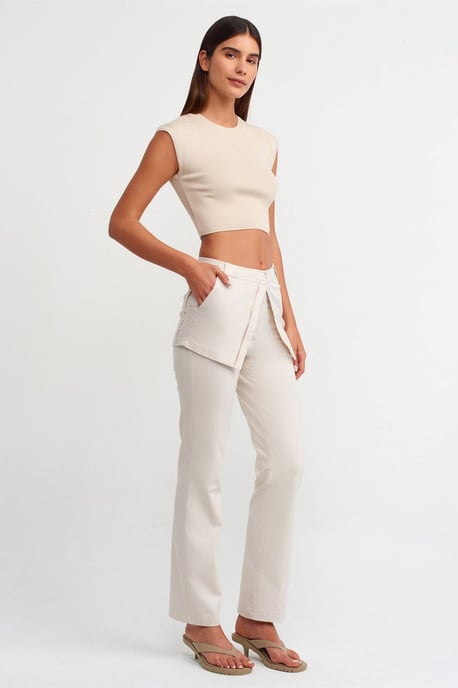 Women's Sleeveless Ribbed Crop T-Shirt - Image 3