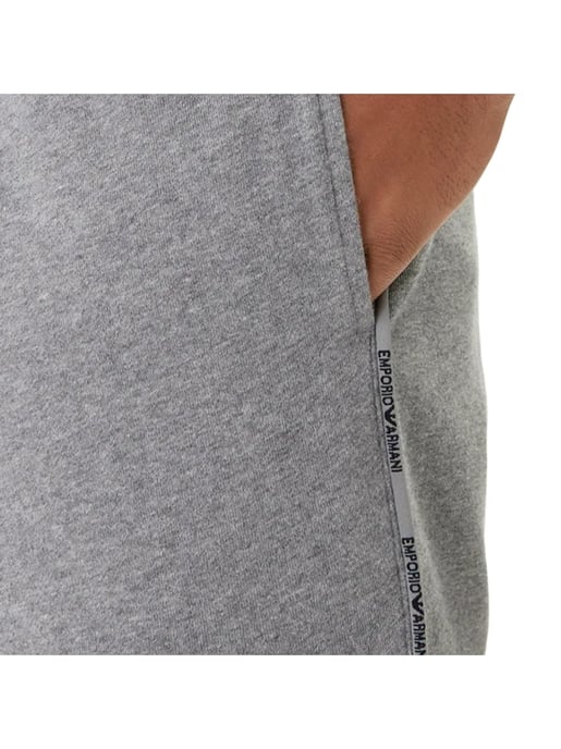 Emporio Armani herrshorts med örnmotiv - Image 4
