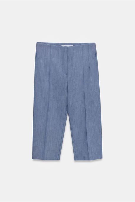 High-waist Straight Capri Shorts With Slit - Image 4