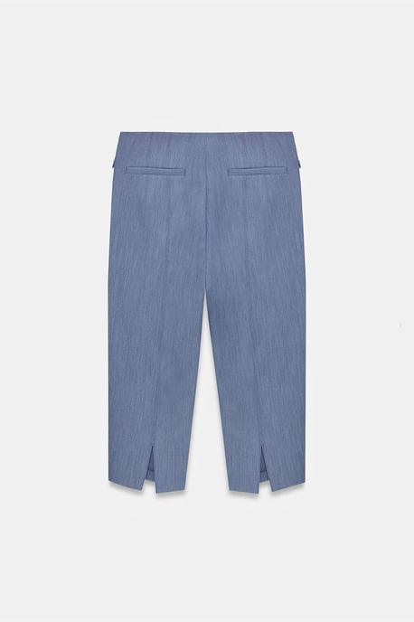High-waist Straight Capri Shorts With Slit - Image 5