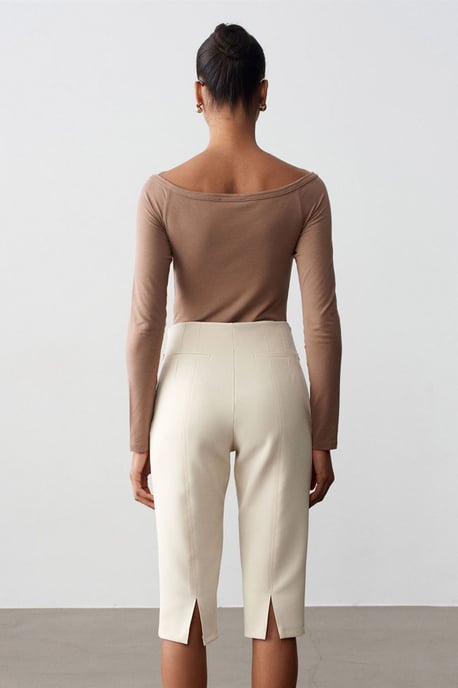Hoge Taille Rechte Capri Shorts Met Split - Image 2