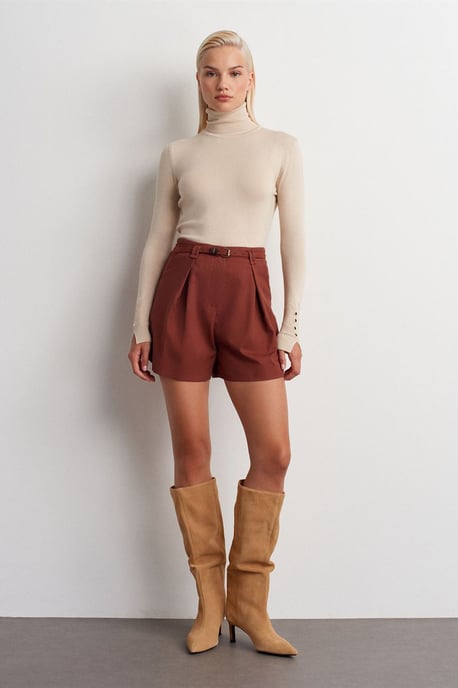 High-Waist Belted Tailored Shorts - Image 1
