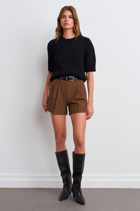 High-Waist Crepe Tailored Shorts - Image 1